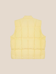 Жилет пуховий у м'якому жовтому кольорі