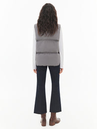 Базовий жилет у сірому кольорі