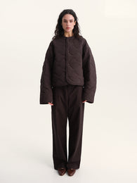 Лайнер у кольорі стиглого інжиру