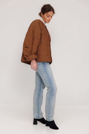 Лайнер FW22 карамель